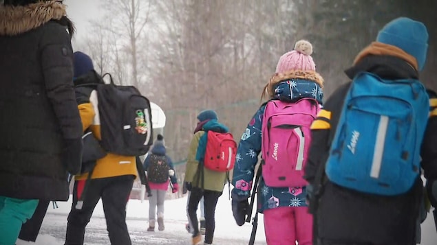 Des enfants de la région de la Capitale-Nationale lors de la rentrée scolaire du 11 janvier 2021.