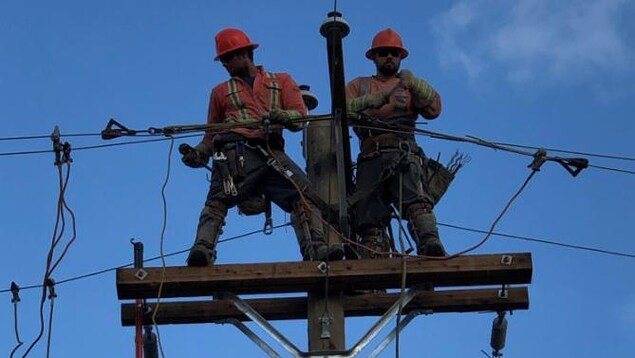 Un arbitre juge des mises à pied d’Hydro-Manitoba contraires au contrat de travail