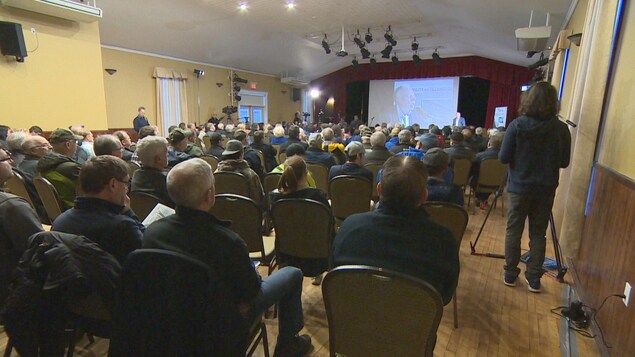 Réunion publique de l'entreprise Grieg NL, à Marystown, à Terre-Neuve-et-Labrador. Réunion publique de l'entreprise Grieg NL, à Marystown, à Terre-Neuve-et-Labrador.