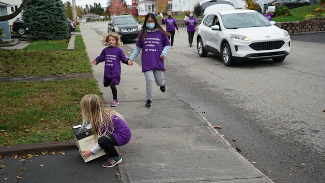 De vaillants bénévoles bravent la pluie pour Moisson Rimouski-Neigette
