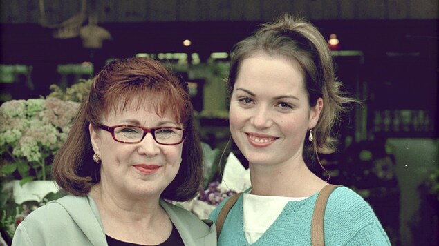 Les comédiennes Rita Lafontaine et Geneviève L'Allier-Matteau de la série Les Super Mamies . Les comédiennes Rita Lafontaine et Geneviève L'Allier-Matteau de la série Les Super Mamies .