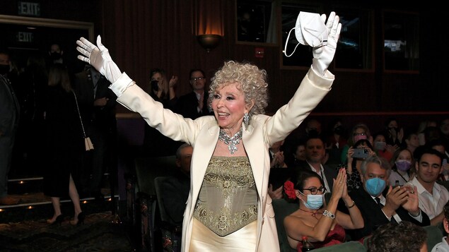 Un documentaire sur Rita Moreno, qui pourrait être en route pour un autre Oscar à 90 ans