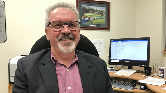 Robert Therrien, porte-parole des membres du RIF-SK. Robert Therrien, porte-parole des membres du RIF-SK.