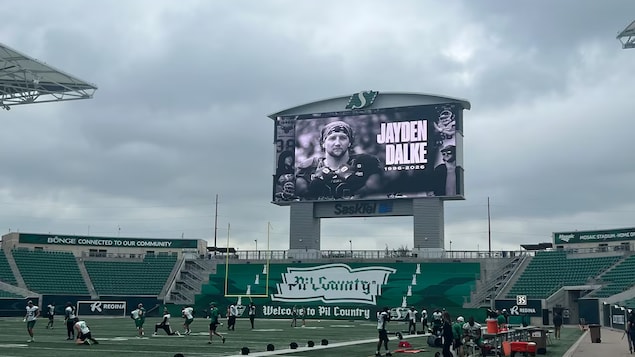 Mort du capitaine des Roughriders : de l’alcool et du cannabis retrouvés dans son véhicule