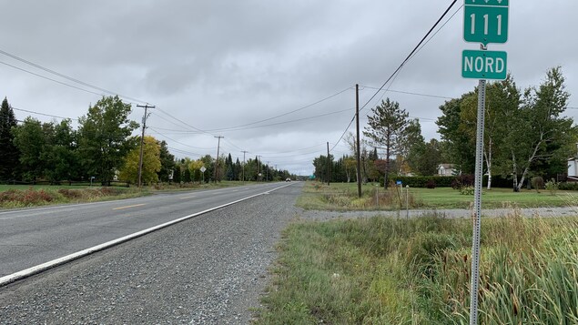 L’asphaltage de l'accotement d'une section de la route 111 demandé