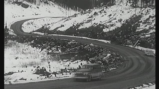 La route 138 a connu bien des rectifications avant d'atteindre le tracé d'aujourd'hui.