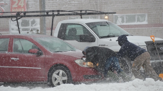 Tempête hivernale : la circulation reprend entre Moose Jaw et Regina