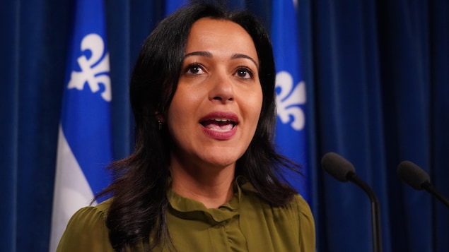 La plateforme électorale de QS incarnera « la voie de l’espoir », promet Ruba Ghazal