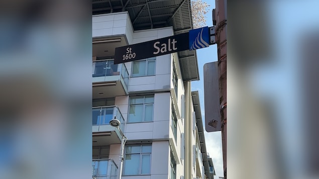 Pencarte d'une rue, Vancouver mars 2025.