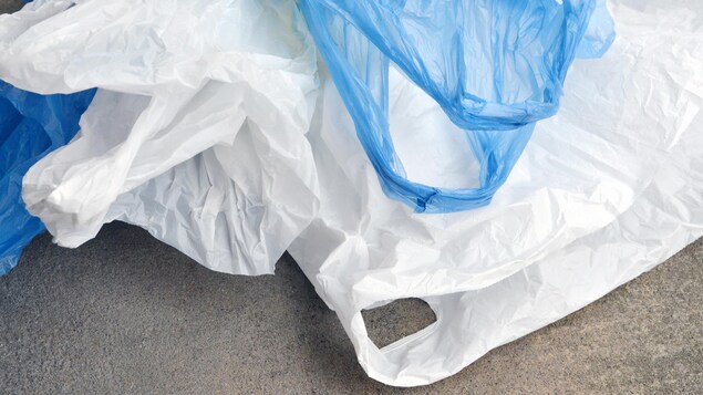 Ottawa espère bannir six articles de plastique à usage unique en 2022