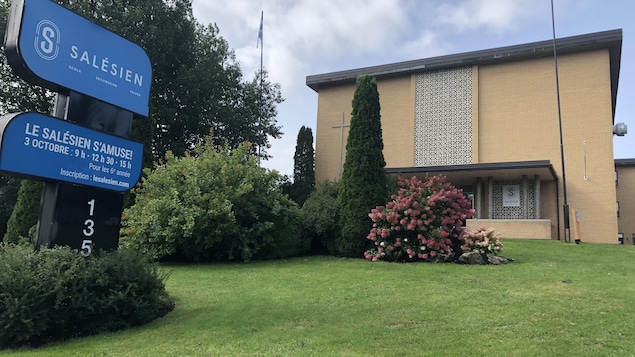 Le comité LGBTQ+ du Salésien récompensé aux Prix de l’innovation en éducation