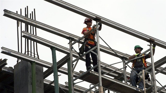 Priorité d’embauche dans la construction : des entrepreneurs veulent interjeter appel