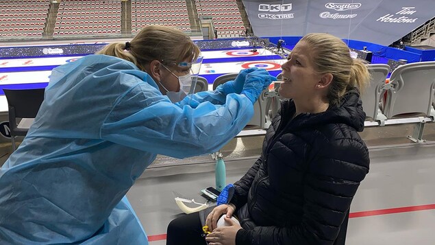La COVID-19 s’invite au Tournoi des coeurs Scotties avant même son début