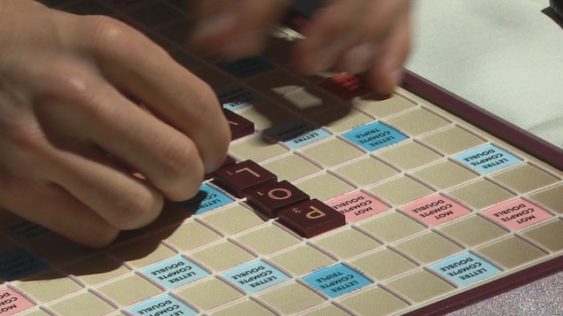 Table de Scrabble Table de Scrabble