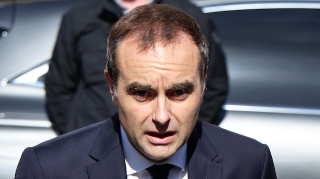 Ultimes négociations en France pour la création d’une coalition image