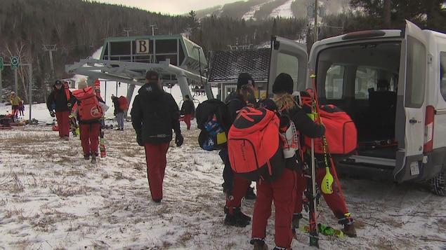 Une équipe de ski venu s'entraîner au Mont-Édouard
