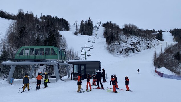 Les amateurs de glisse ont dévalé les pentes à Gallix vendredi, après deux ans d’arrêt