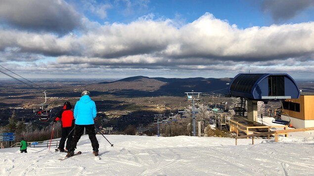 Skier coûtera plus cher en Estrie cet hiver