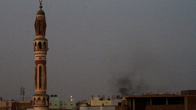 Les combats se poursuivaient samedi à Khartoum.