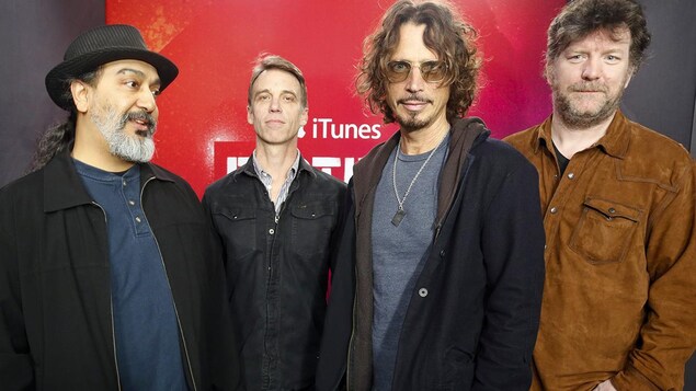 Kim Thayil, Matt Cameron, Chris Cornell et Ben Shepherd de Soundgarden en 2014 Kim Thayil, Matt Cameron, Chris Cornell et Ben Shepherd de Soundgarden en 2014