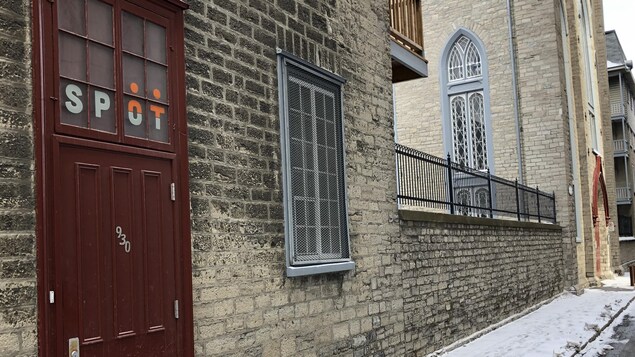 La porte d'entrée de la clinique SPOT