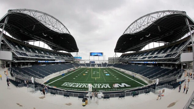 Les partisans des Blue Bombers prêts pour la finale de l’Ouest