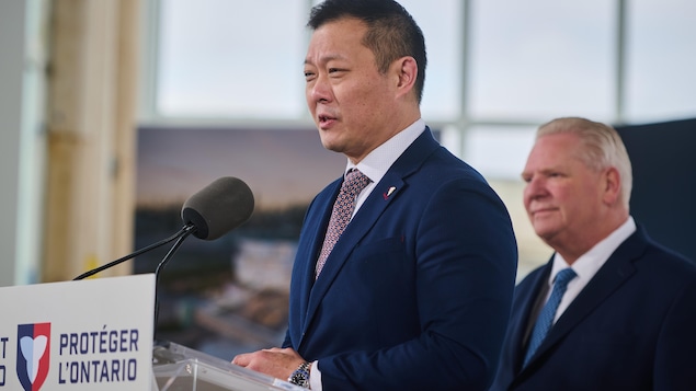Frais d’hôtel abusifs : Doug Ford refuse de dire s’il expulsera l’ex-ministre Stan Cho