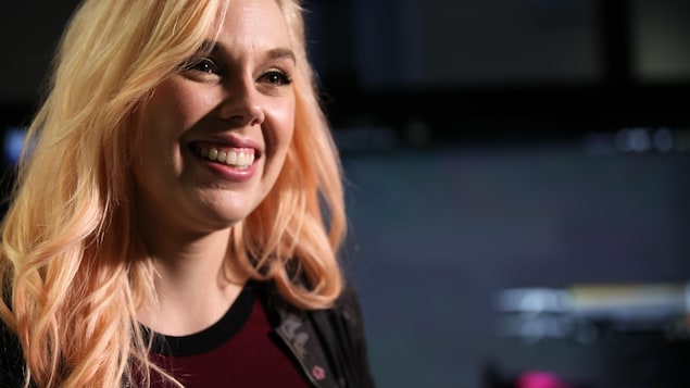 La joueuse Stéphanie « missharvey » Harvey nouvellement autrice