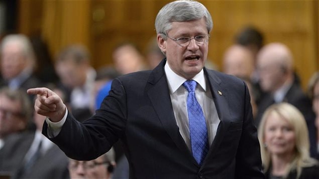 Stephen Harper alors qu'il était premier ministre du Canada Stephen Harper alors qu'il était premier ministre du Canada