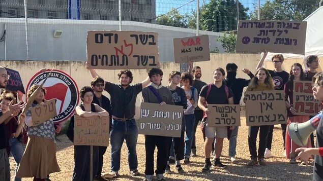 Israeli teen jailed for refusing to serve in IDF over opposition to war in Gaza - Vimarsana News