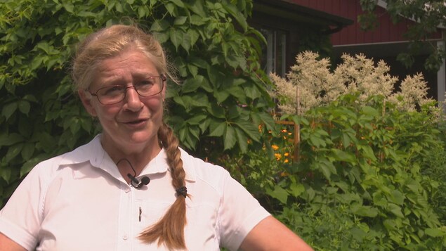 Suzanne Banville est présidente de la Société d'horticulture de Sept-Îles Suzanne Banville est présidente de la Société d'horticulture de Sept-Îles