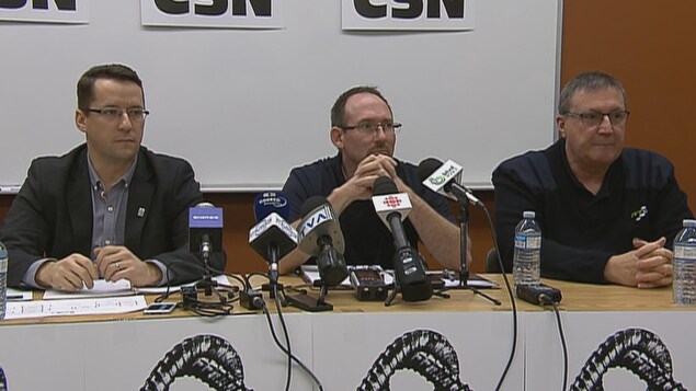 Le syndicat des chauffeurs fait le point sur les négociations avec la direction du RTC. Le syndicat des chauffeurs fait le point sur les négociations avec la direction du RTC.