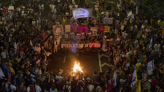 Israël : manifestations pour un accord à Gaza avant une réunion gouvernementale