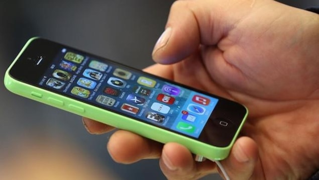 Un téléphone cellulaire