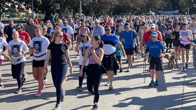 Des milliers de Britanno-Colombiens courent contre le cancer, en hommage à Terry Fox