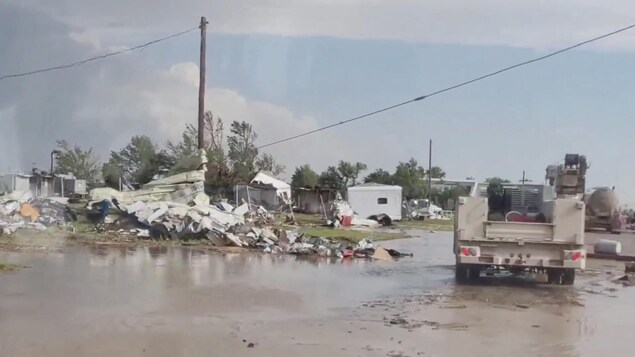 Puissante tornade au Texas : au moins trois morts et une centaine de blessés