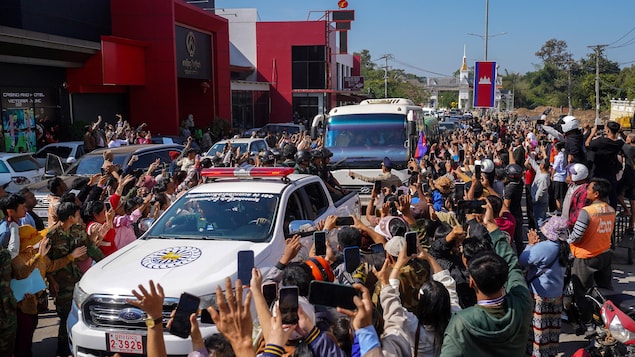 Tajska izpustila 18 zajetih kambodžanskih vojakov po dogovoru o premirju