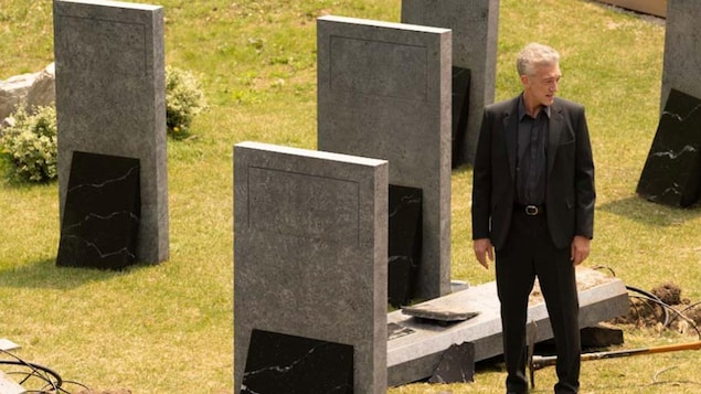 Vincent Cassel en una escena de la película «The Shrouds» del director David Cronenberg.