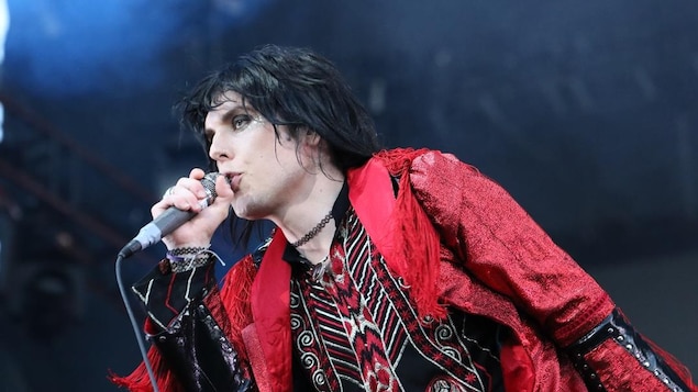 Le chanteur de The Struts Le chanteur de The Struts