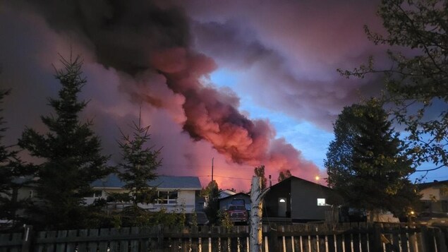 Les résidents de Hay River évacués vers Yellowknife