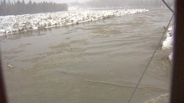 Inondations aux T.N.-O : plusieurs facteurs en cause