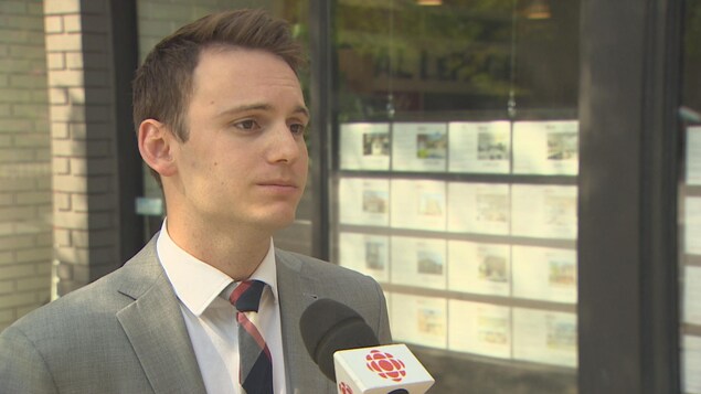Tom Storey, agent immobilier pour Royal LePage. Tom Storey, agent immobilier pour Royal LePage.