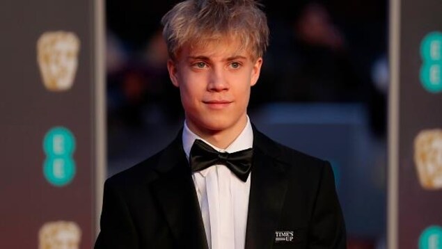 L'acteur britannique Tom Taylor s'est affiché sur le tapis rouge. L'acteur britannique Tom Taylor s'est affiché sur le tapis rouge.
