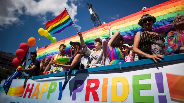 Pride Toronto « s’excuse » après un rapport accablant sur ses finances