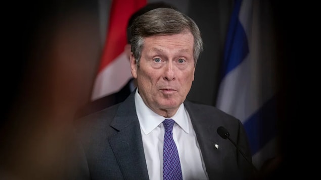 Le maire de Toronto John Tory sollicite un troisième mandat