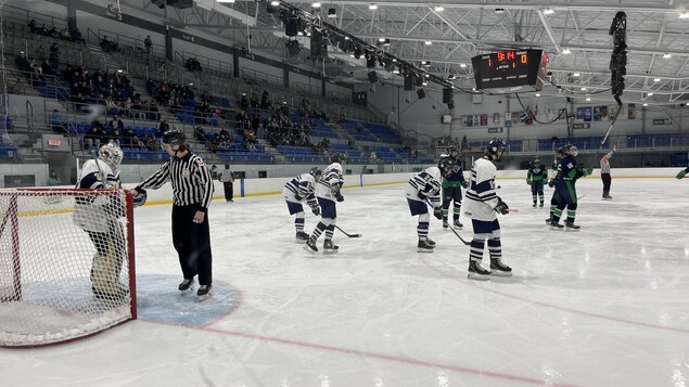 Le Tournoi provincial de hockey M18 d’Alma toujours aussi populaire