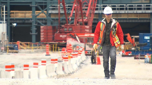 Un travailleur de la construction.