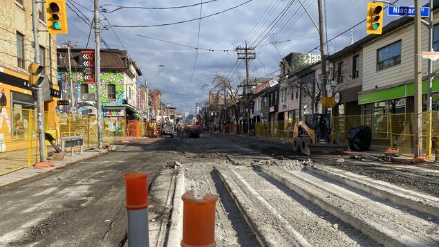 Travaux sur Queen West à Toronto : des commerçants en colère