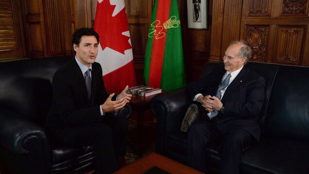 Le premier ministre Trudeau a reçu l'Aga Khan au Parlement canadien le 17 mai 2016.