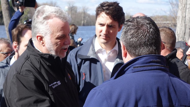 Le premier ministre du Québec, Philippe Couillard en compagnie de son homologue canadien, Justin Trudeau. Le premier ministre du Québec, Philippe Couillard en compagnie de son homologue canadien, Justin Trudeau.